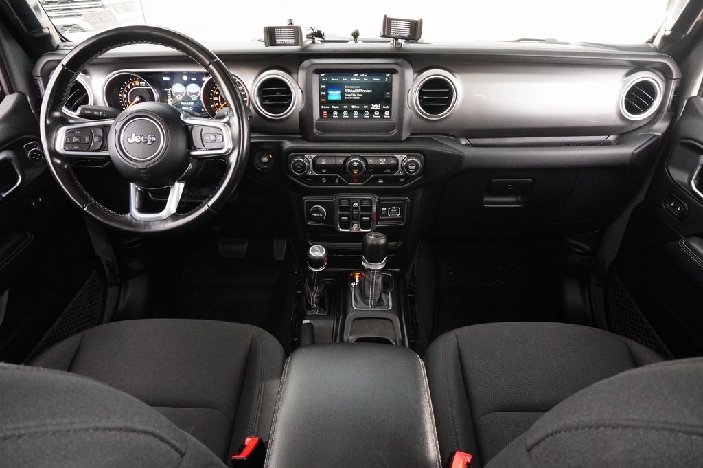 Used Car 2020 Jeep Gladiator  Overland For Sale Under $30,000 In Weatherford, Texas