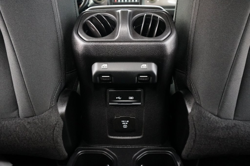 Used Car 2020 Jeep Gladiator  Overland For Sale Under $30,000 In Weatherford, Texas