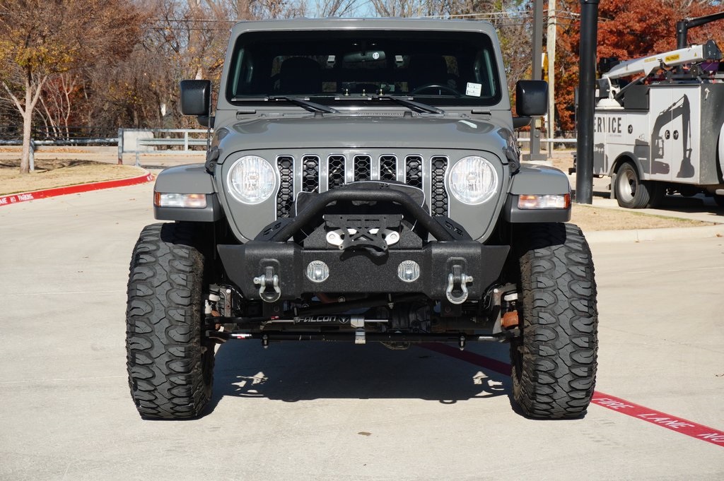 Used Car 2020 Jeep Gladiator  Overland For Sale Under $30,000 In Weatherford, Texas
