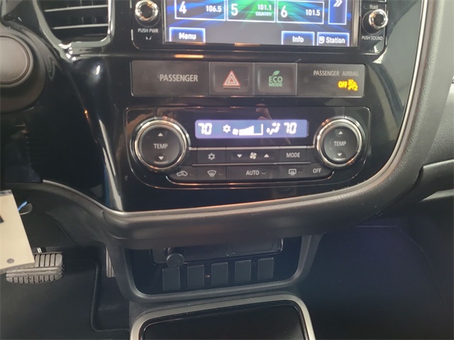 2018 – Mitsubishi – Outlander