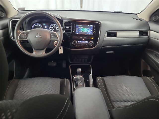 2018 – Mitsubishi – Outlander
