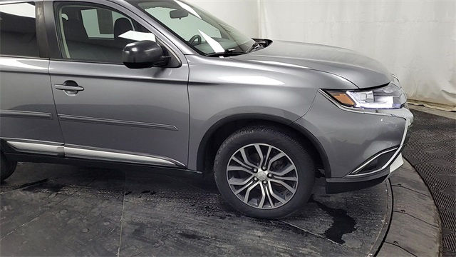 2018 – Mitsubishi – Outlander