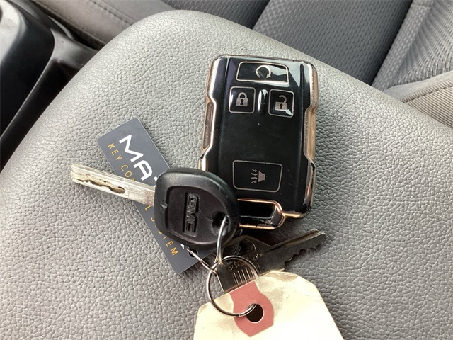 Used Car 2021 Gmc Canyon  Elevation Standard For Sale Under $20,000 In San Antonio, Texas