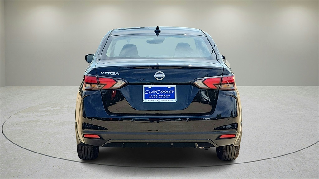 2025 Nissan Versa