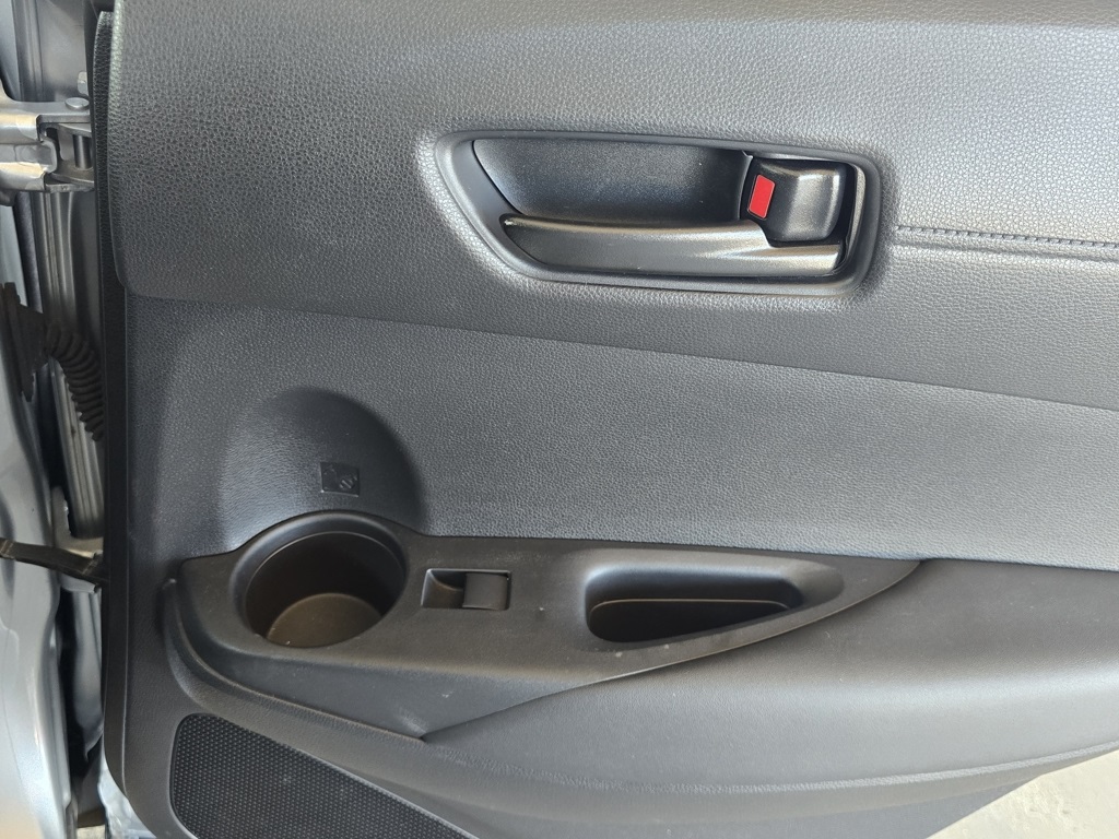 Thumbnail: 2023 Toyota Corolla Cross - 21