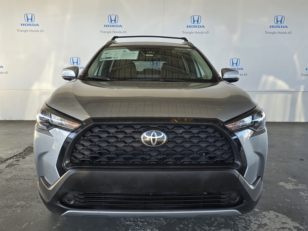 Thumbnail: 2023 Toyota Corolla Cross - 31