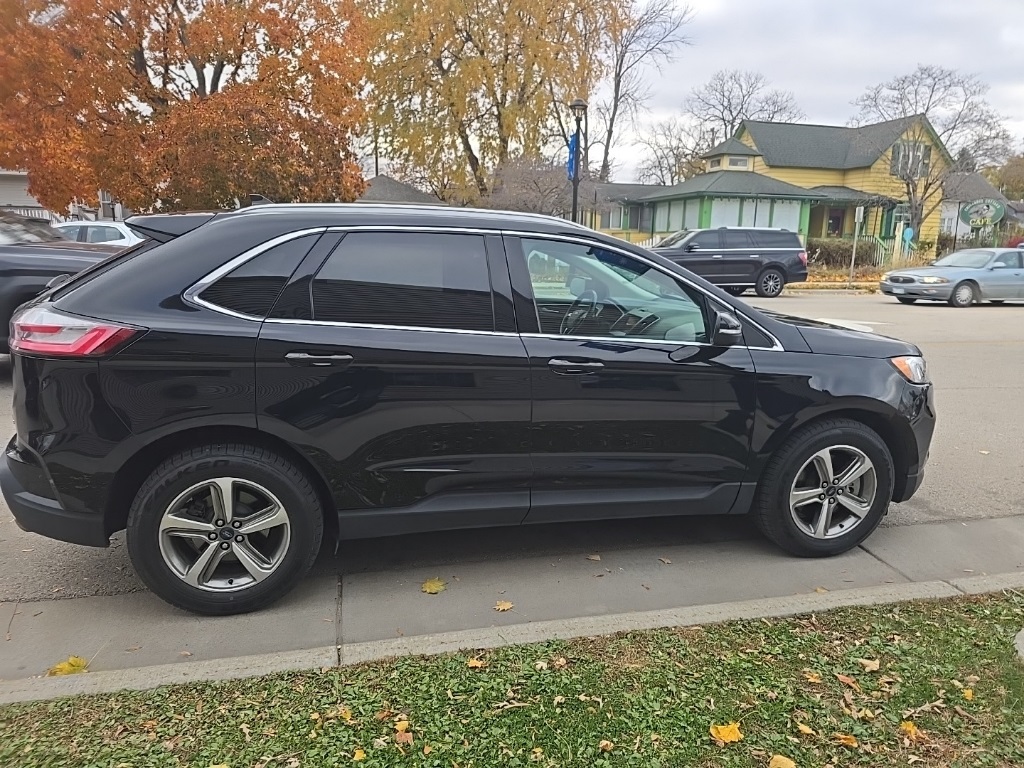 2019 Ford Edge