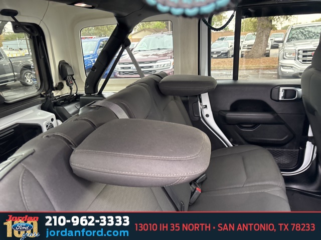 Used Car 2020 Jeep Wrangler  Unlimited Sahara For Sale Under $25,000 In San Antonio, Texas