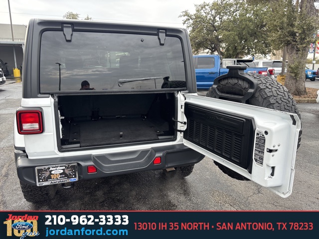 Used Car 2020 Jeep Wrangler  Unlimited Sahara For Sale Under $25,000 In San Antonio, Texas