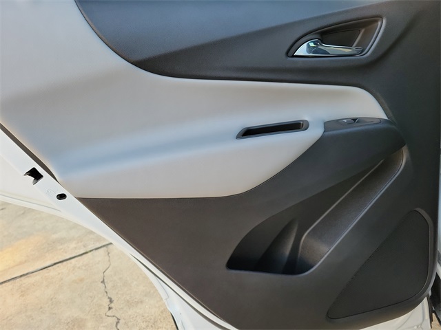 2022 Chevrolet Equinox LS - 9