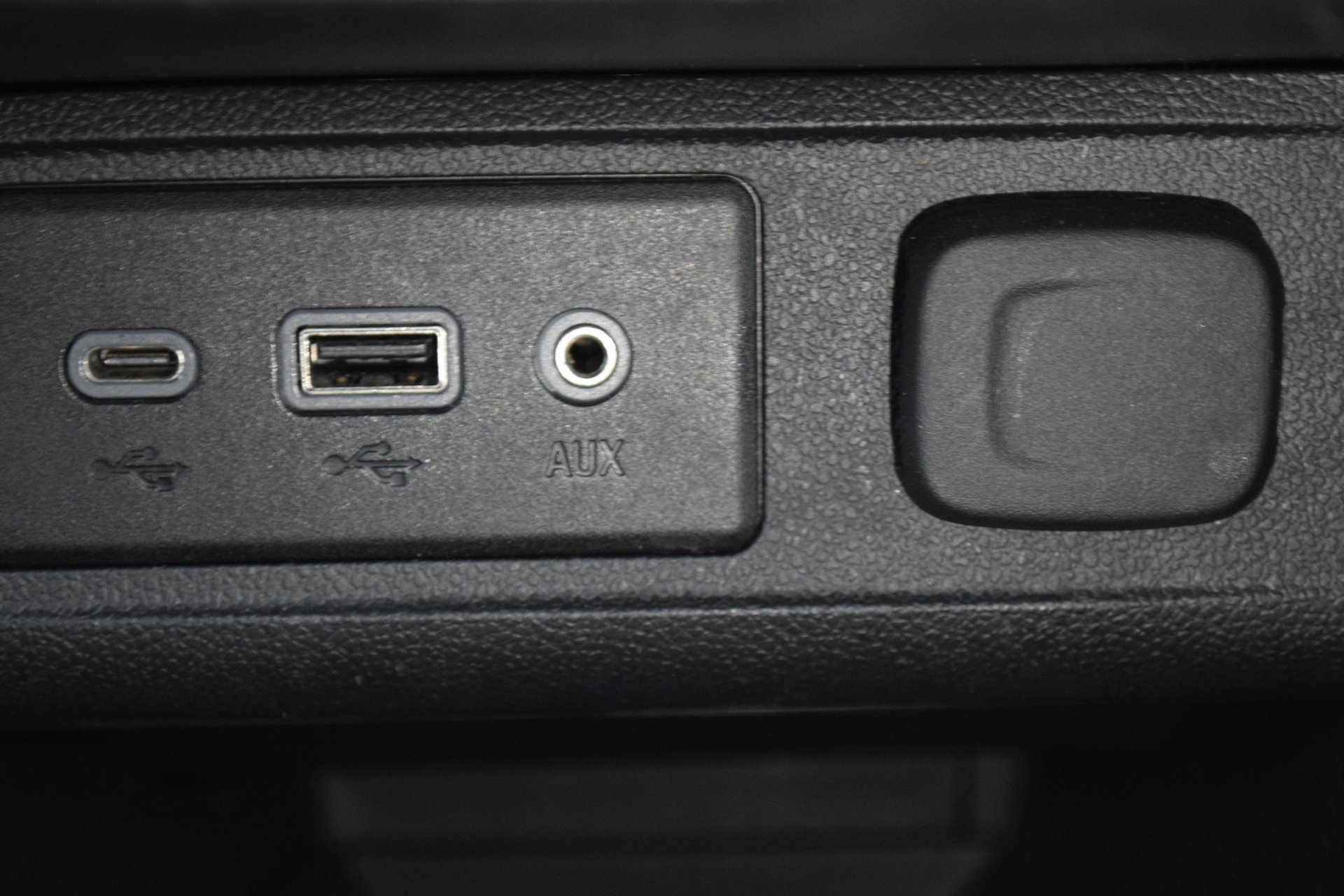 2023 Buick Encore GX Select Black at Community Kia