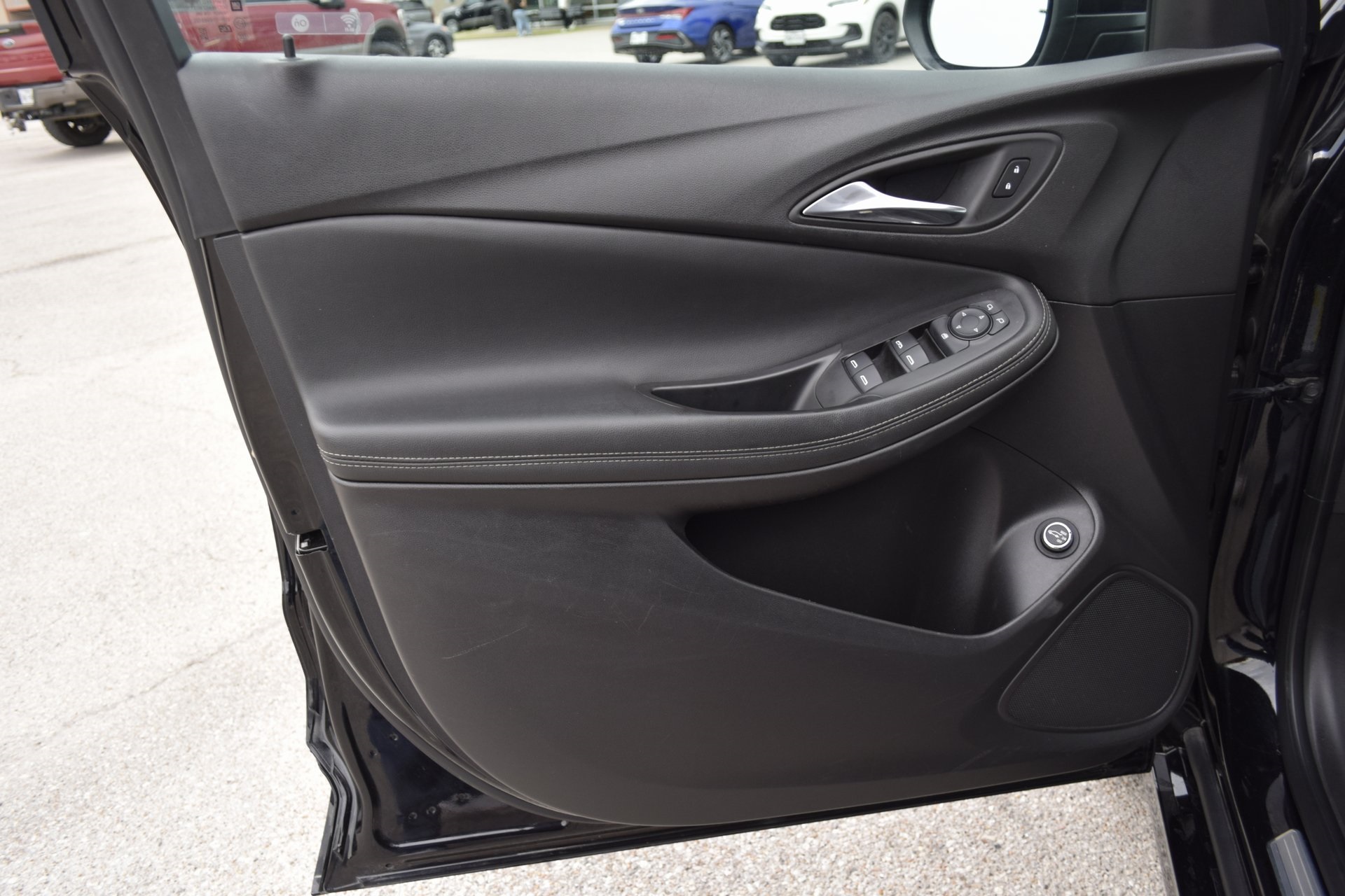 2023 Buick Encore GX Select Black at Community Kia