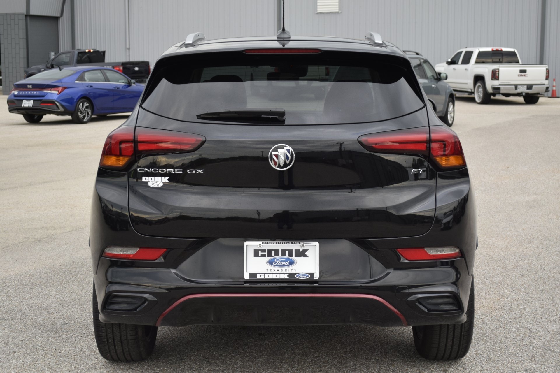 2023 Buick Encore GX Select Black at Community Kia