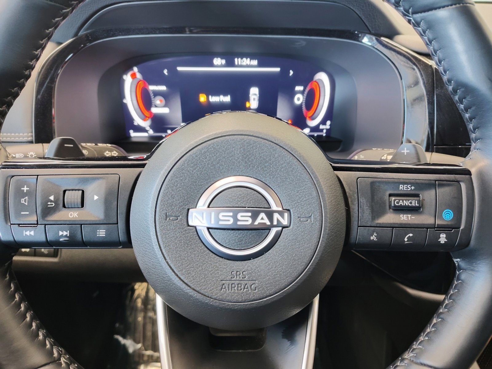 Used Car 2023 Nissan Pathfinder  Platinum For Sale Under $40,000 In San Antonio, Texas