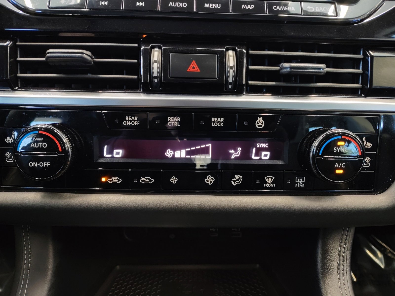 Used Car 2023 Nissan Pathfinder  Platinum For Sale Under $40,000 In San Antonio, Texas