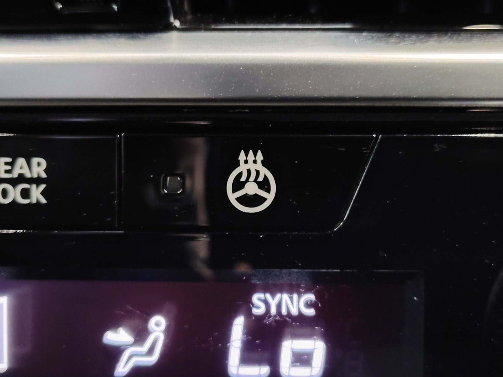 Used Car 2023 Nissan Pathfinder  Platinum For Sale Under $40,000 In San Antonio, Texas