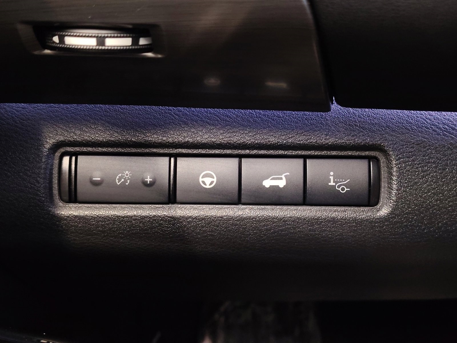 Used Car 2023 Nissan Pathfinder  Platinum For Sale Under $40,000 In San Antonio, Texas