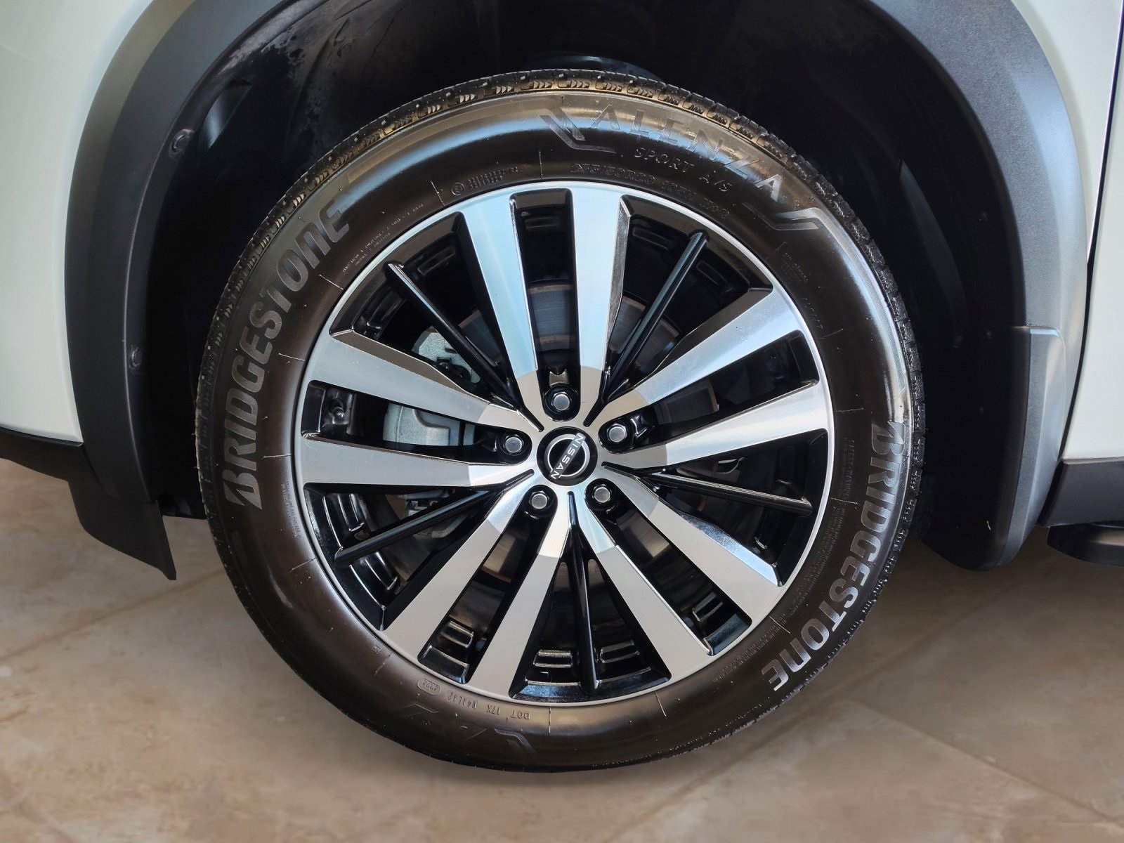 Used Car 2023 Nissan Pathfinder  Platinum For Sale Under $40,000 In San Antonio, Texas