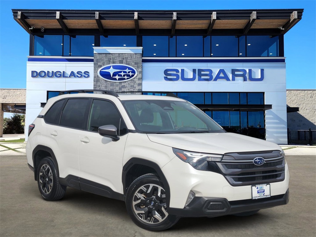 2025 Subaru Forester Premium Crossover AWD