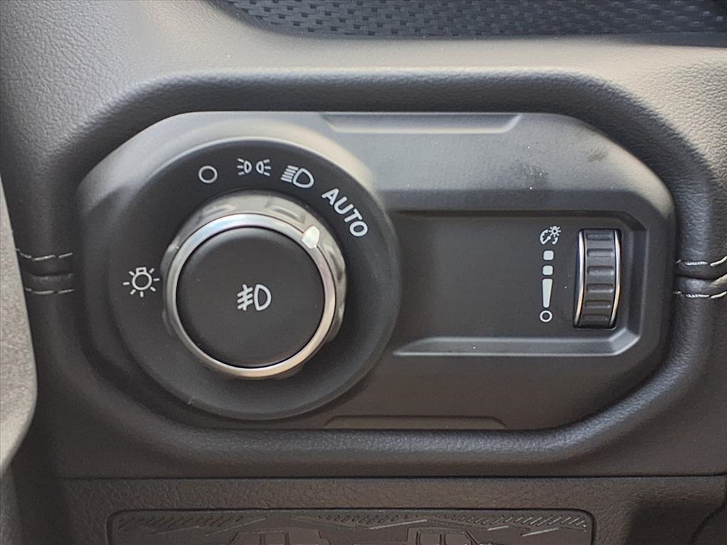 2025 Jeep Wrangler Rubicon X - 6