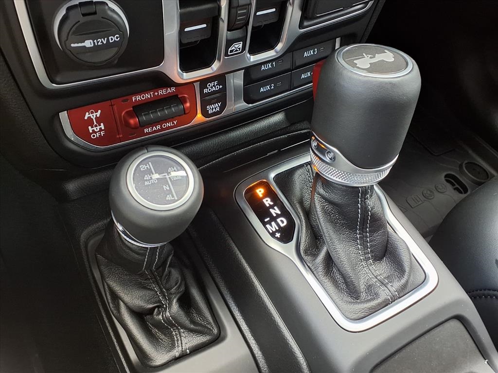 2025 Jeep Wrangler Rubicon X - 7