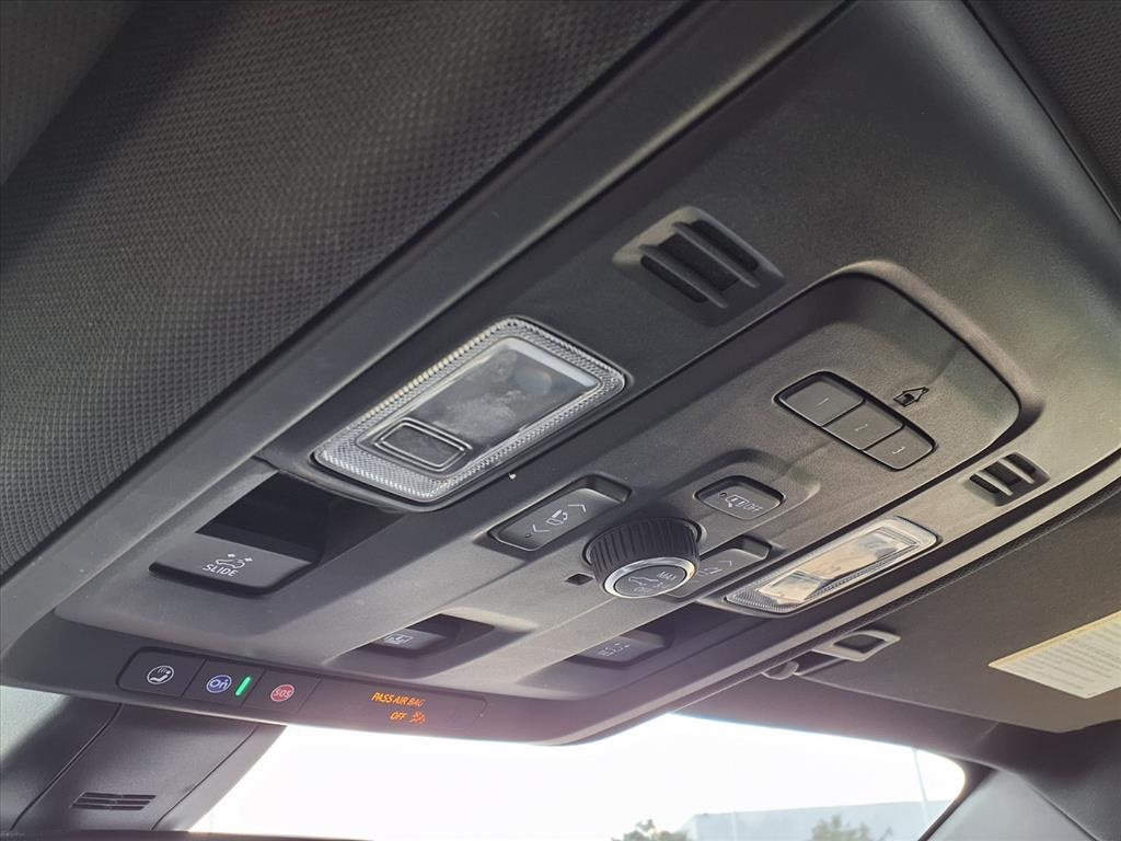 2021 GMC Yukon XL SLT Gray at Toyota of Victoria