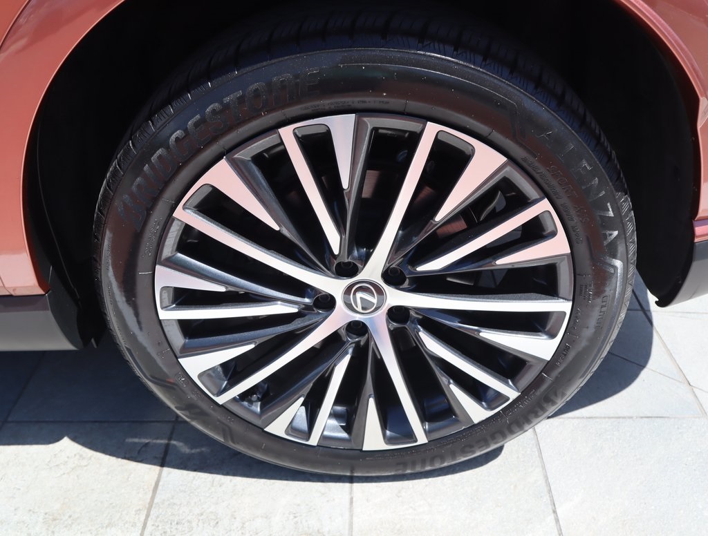 Thumbnail: 2023 Lexus RX - 10