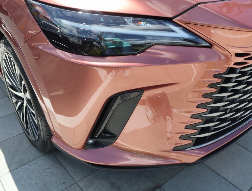 Thumbnail: 2023 Lexus RX - 17