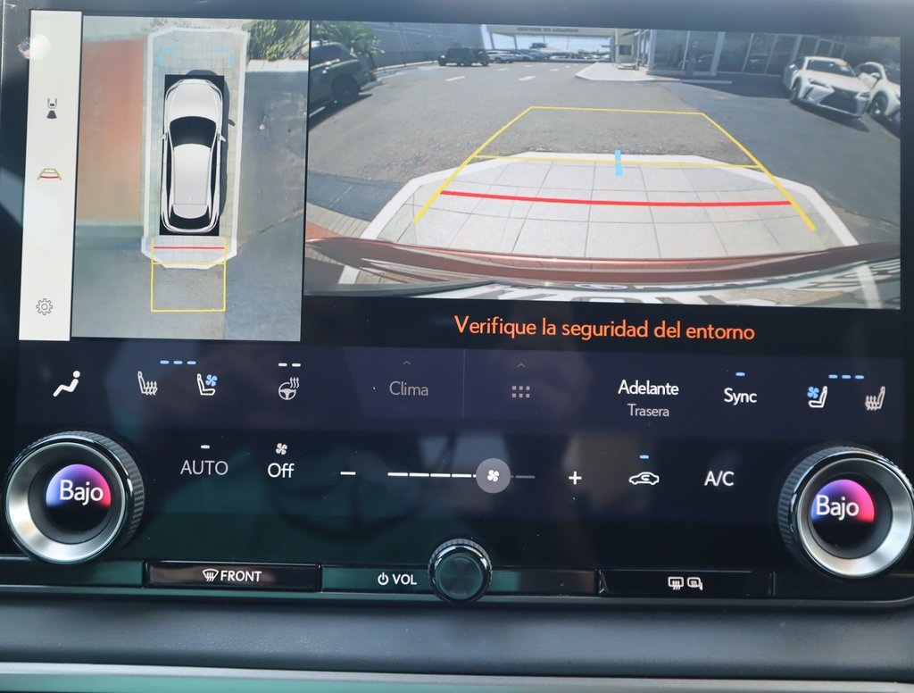 Thumbnail: 2023 Lexus RX - 28