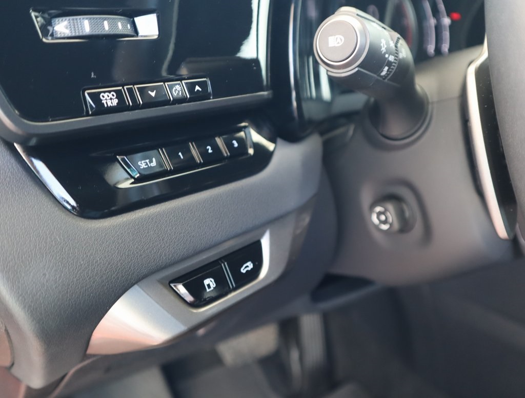 Thumbnail: 2023 Lexus RX - 32