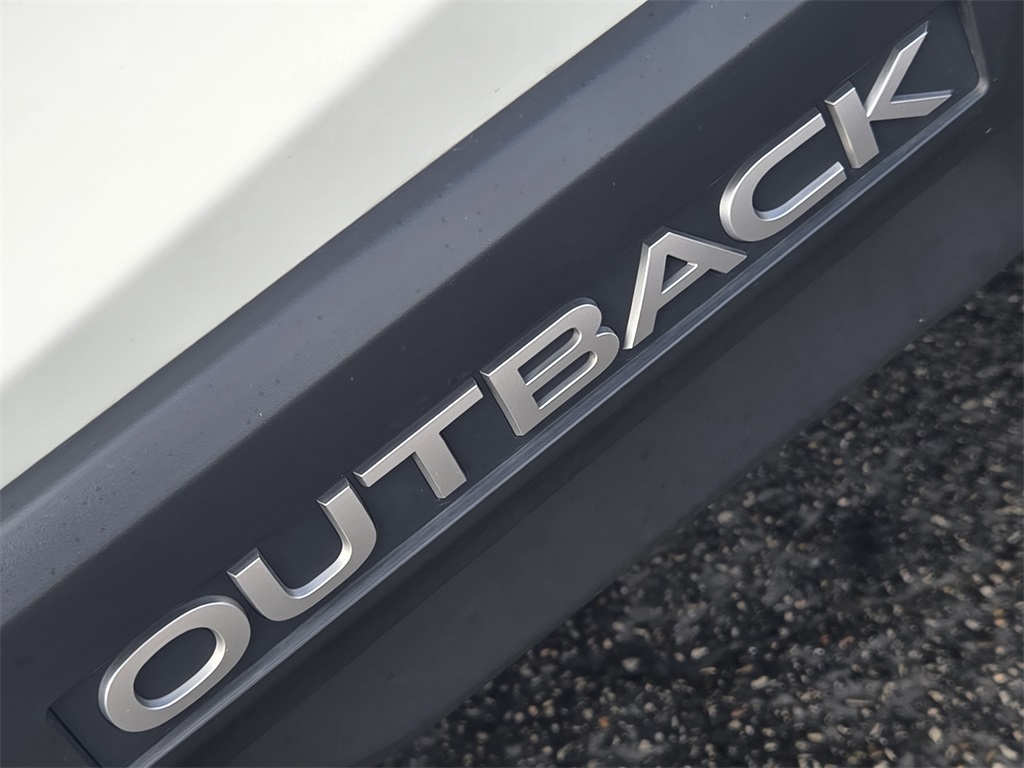 2022 Subaru Outback Limited XT - 10