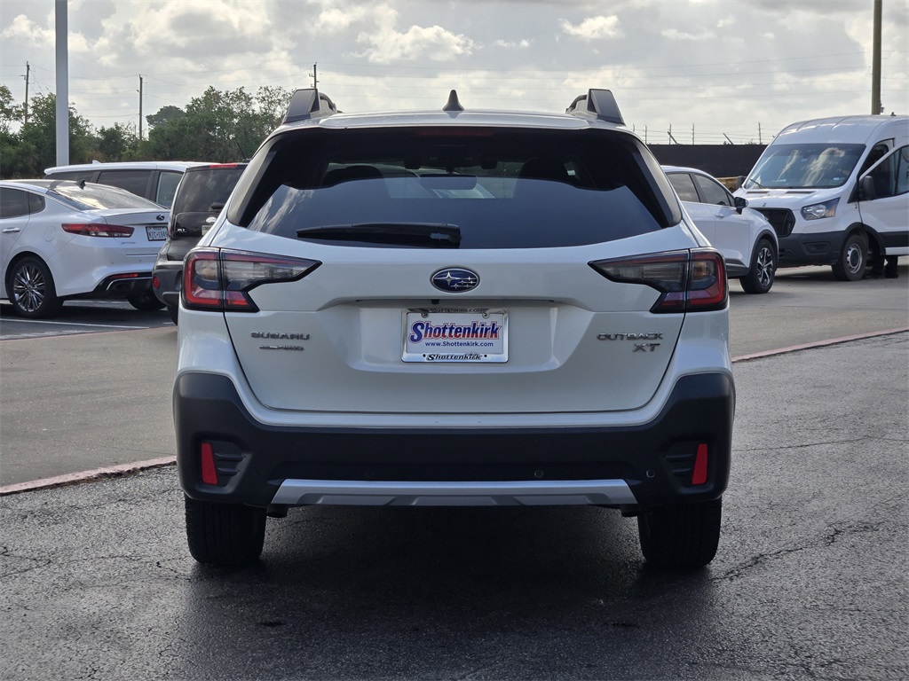 2022 Subaru Outback Limited XT - 5
