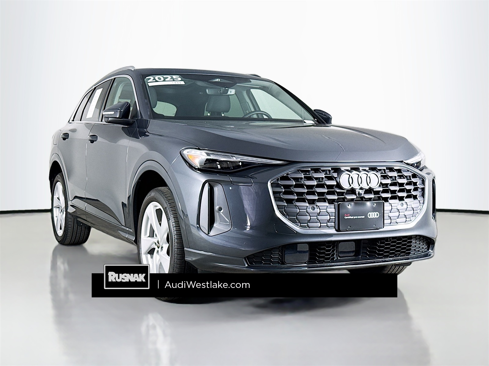 2025 Audi Q5 quattro Premium Plus 40 TFSI