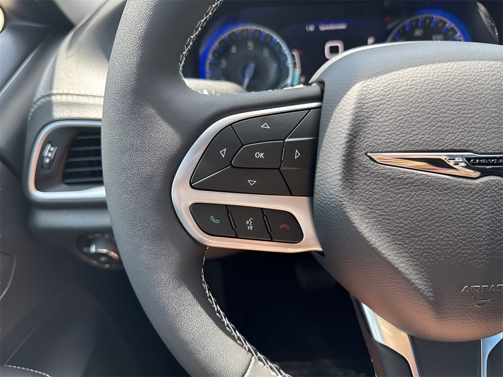 2025 Chrysler Pacifica