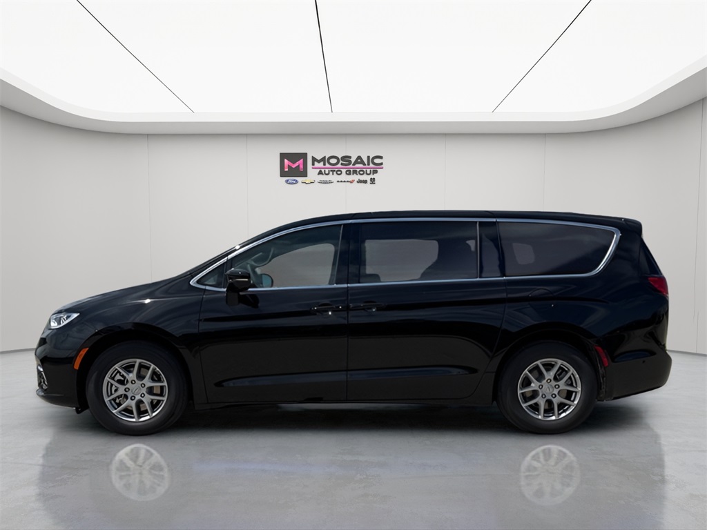 2025 Chrysler Pacifica