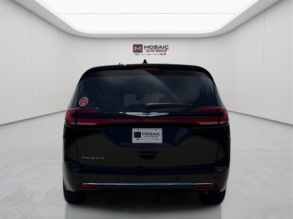 2025 Chrysler Pacifica