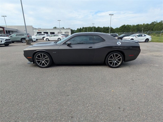 2023 Dodge Challenger R/T - 10