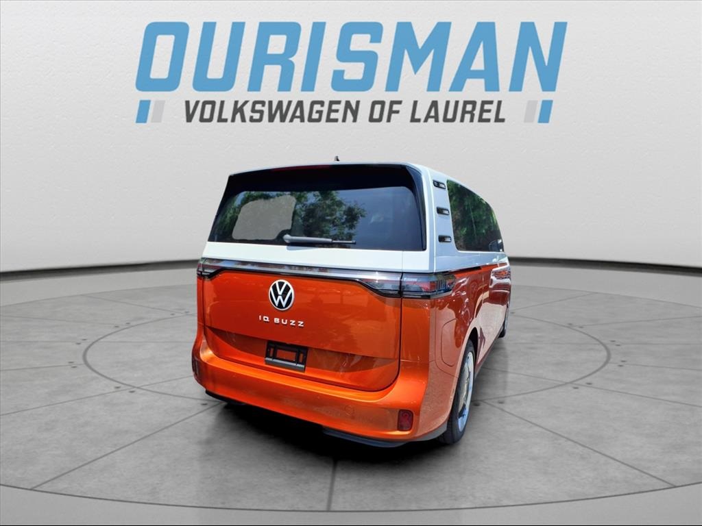 2025 Volkswagen ID. Buzz Pro Plus photo 3
