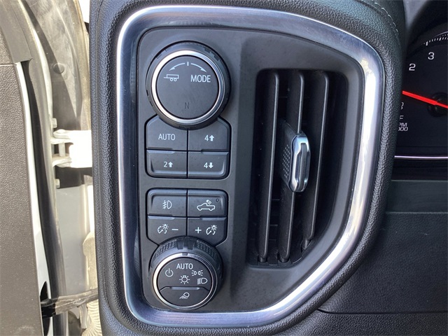 Used Car 2021 Chevrolet Silverado 1500  Lt Trail Boss For Sale In San Antonio, Texas