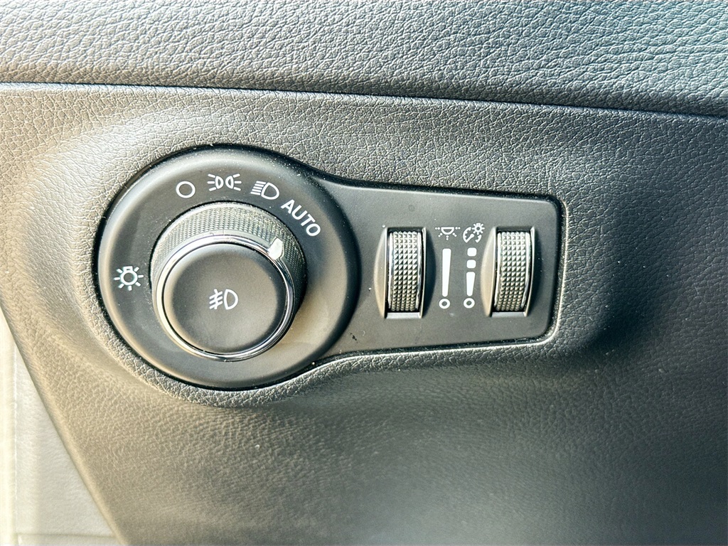 2021 Jeep Compass Latitude Gray at Emmons Autoplex