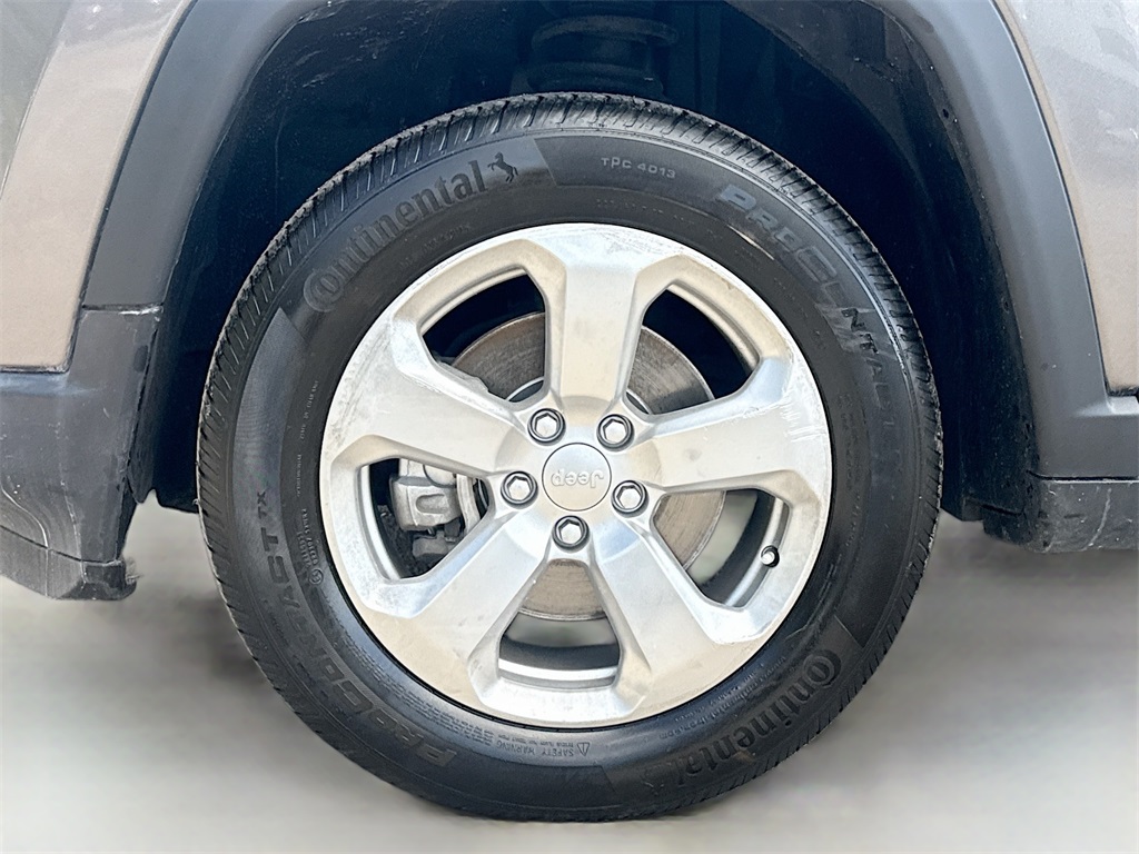 2021 Jeep Compass Latitude Gray at Emmons Autoplex