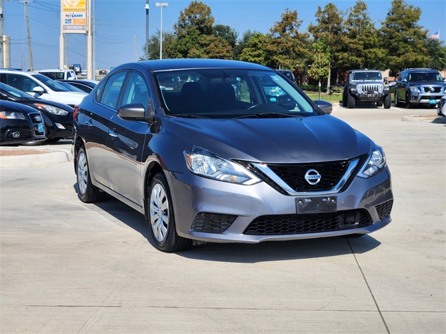 2019 Nissan Sentra S photo 3