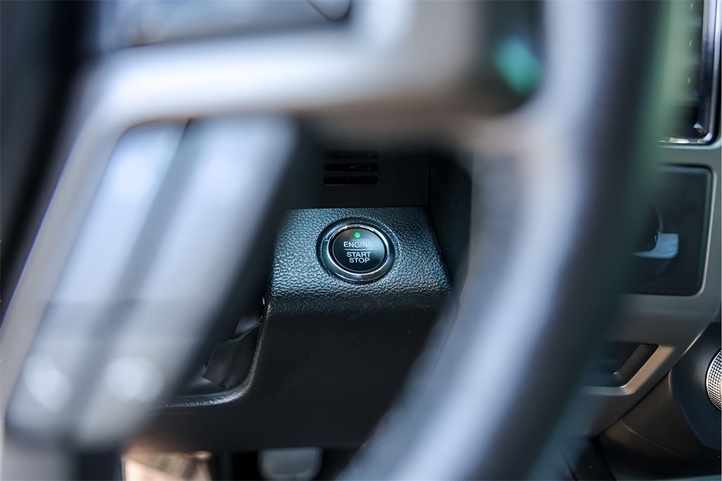 Used Car 2020 Ford Expedition Max  Xlt For Sale Under $25,000 In Austin, Texas