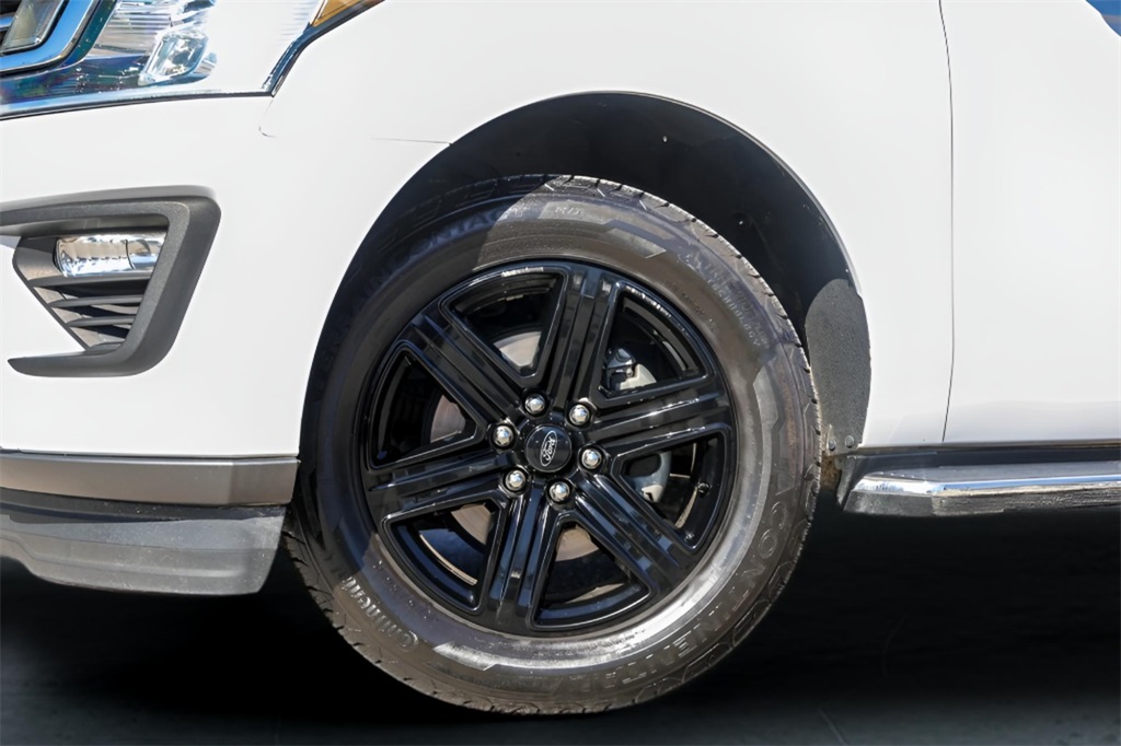 Used Car 2020 Ford Expedition Max  Xlt For Sale Under $25,000 In Austin, Texas