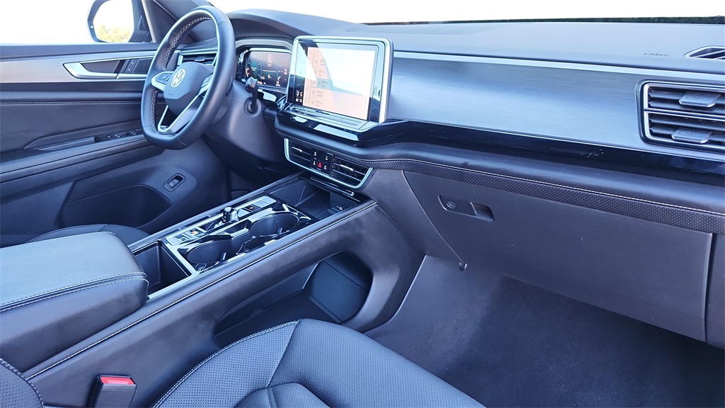 2024 Volkswagen Atlas Cross Sport