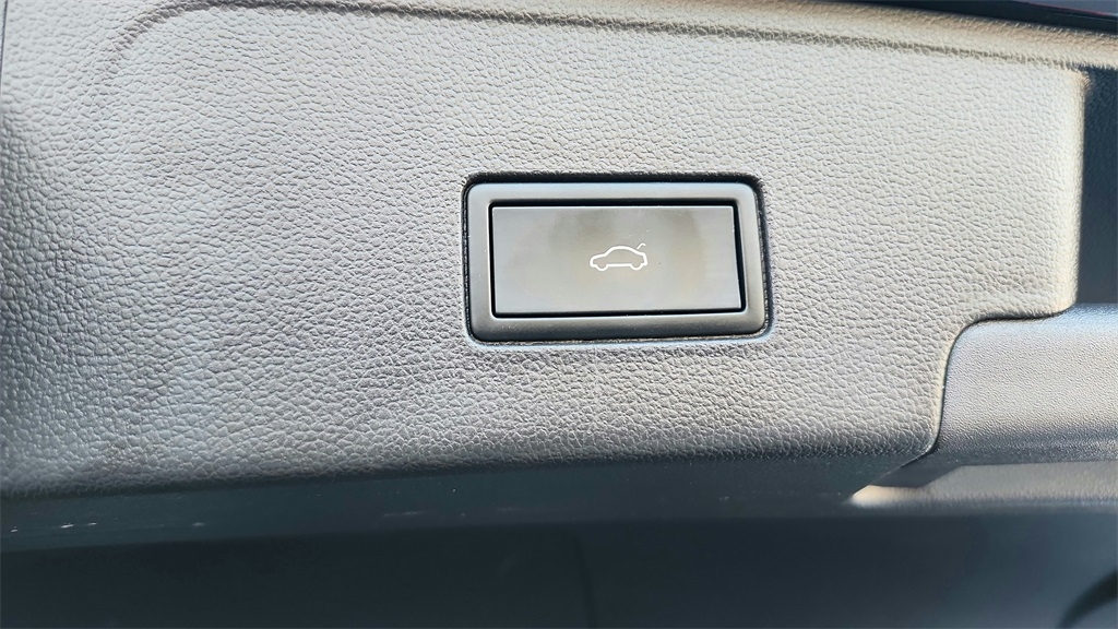 2024 Volkswagen Atlas Cross Sport