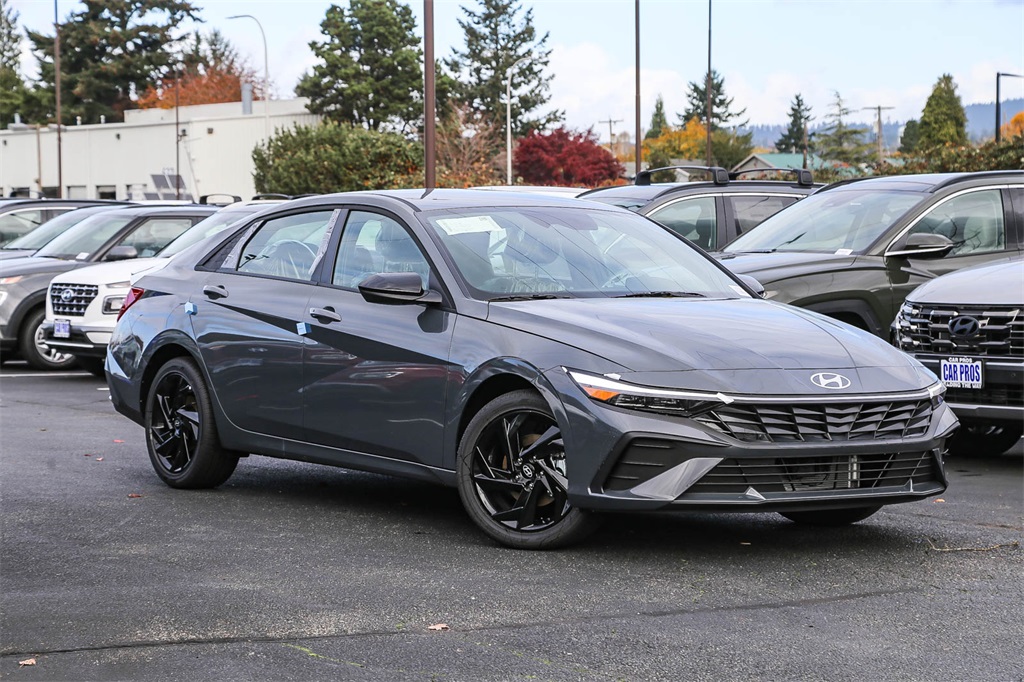 2026 Hyundai Elantra Hybrid SEL Sport FWD