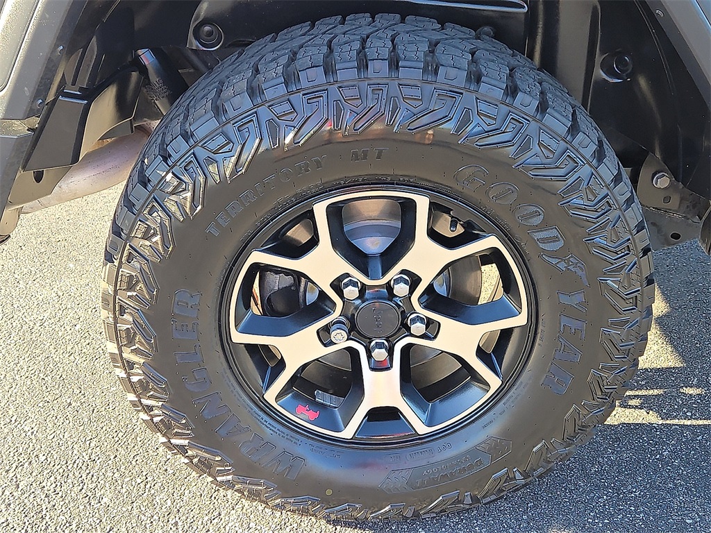 Used 2020 Jeep Wrangler For Sale in Farmington, AR