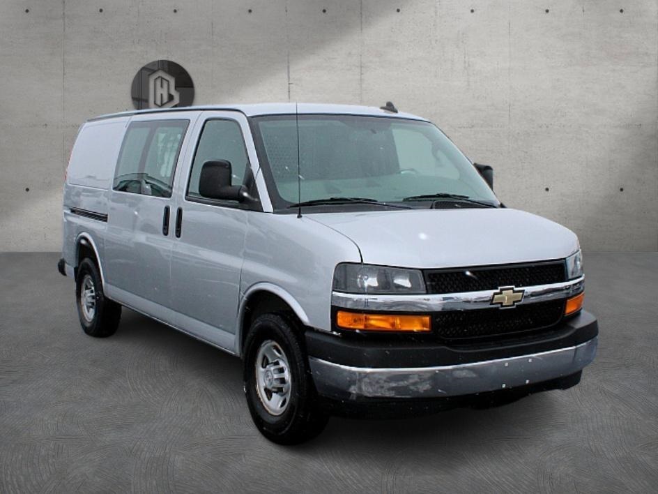2018 Chevrolet Express Cargo 2500 RWD