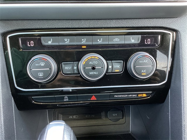 Used Car 2023 Volkswagen Atlas  3.6l V6 Se W/technology For Sale In San Antonio, Texas